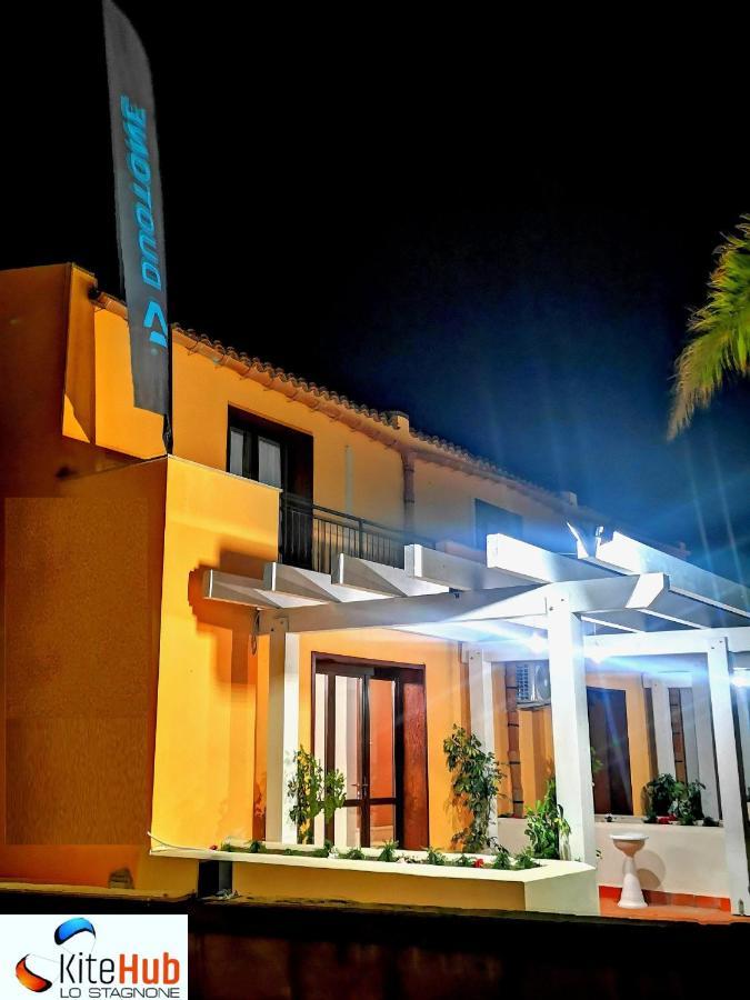 Kite Hub Lo Stagnone Bed & Breakfast บีร์จิเวคคี ภายนอก รูปภาพ