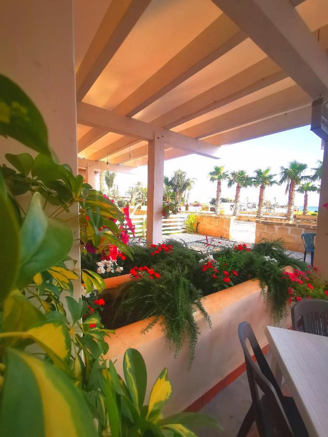 Kite Hub Lo Stagnone Bed & Breakfast บีร์จิเวคคี ภายนอก รูปภาพ
