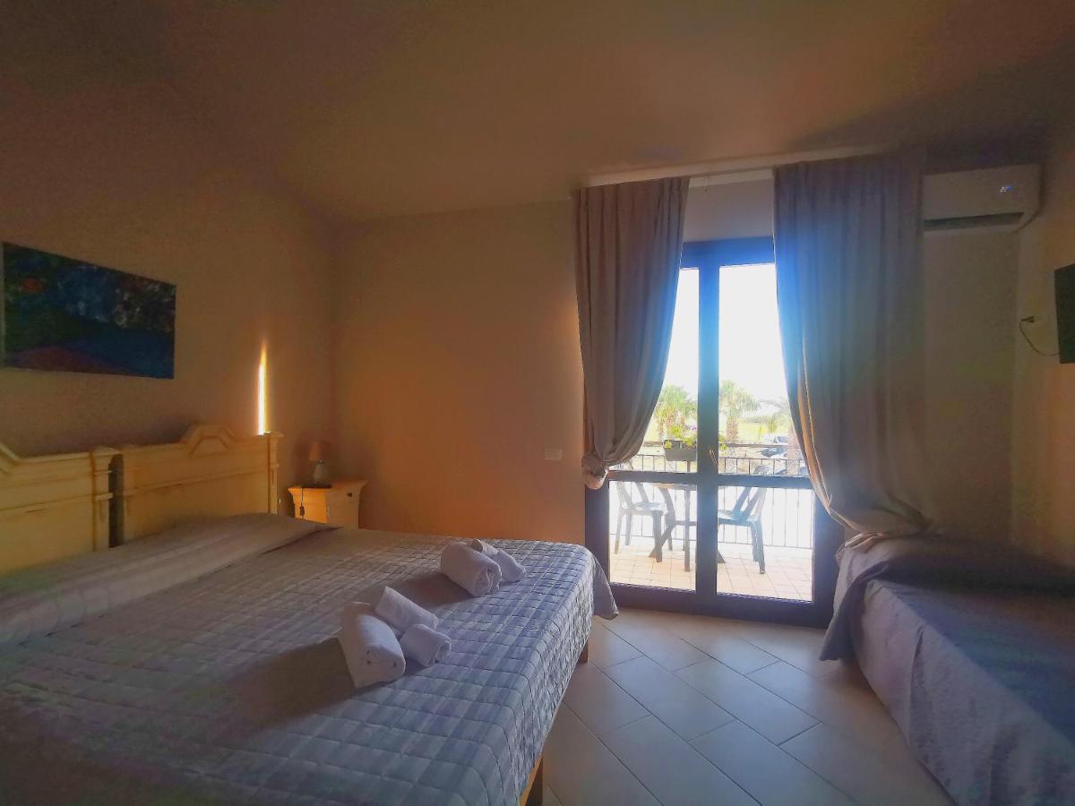 Kite Hub Lo Stagnone Bed & Breakfast บีร์จิเวคคี ภายนอก รูปภาพ
